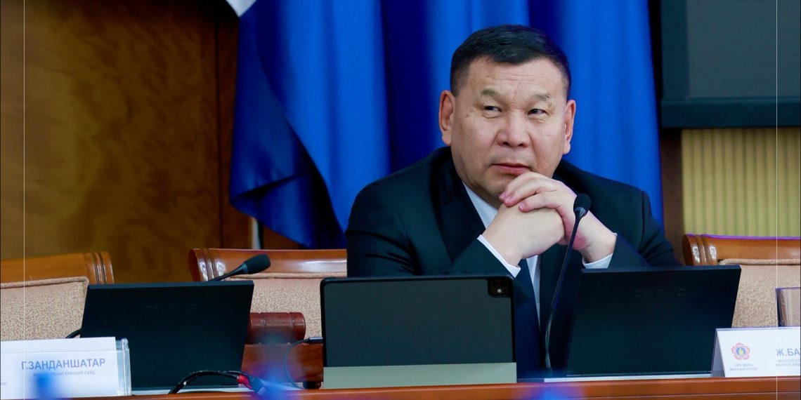 Нефтийн бүтээгдэхүүний гаалийн албан татвар дээр зохицуулалт хийх эрхийг Засгийн газарт өгч, үнийн өсөлтийг хязгаарлана