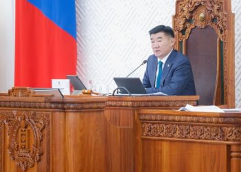 С.Бямбацогт: Танхимд ирц хангалтгүй байна,  гишүүдийн зөвлөх, туслахууд гишүүнээ чуулганы танхим руу яаралтай явуулна уу