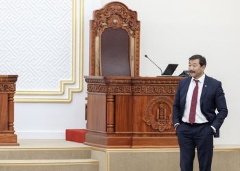 УИХ-ын гишүүн ёс зүйн хэм хэмжээ зөрчвөл 30 хүртэл хоногоор асуулт асуух, үг хэлэх эрхийг хасах заалт тусгажээ