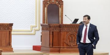 УИХ-ын гишүүн ёс зүйн хэм хэмжээ зөрчвөл 30 хүртэл хоногоор асуулт асуух, үг хэлэх эрхийг хасах заалт тусгажээ