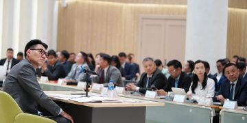 Хотын дарга анхны хурлаараа махны үнийг бууруулж, нөөцийн махыг нэмэгдүүлэх чиглэл өгөв