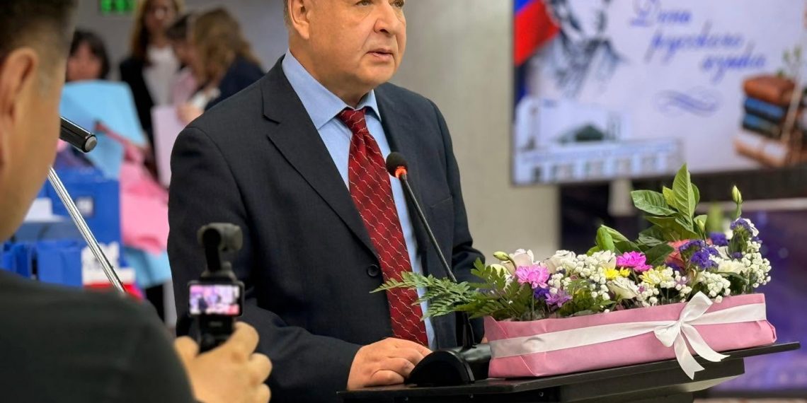 А.Н.Евсиков: Сталины хөшөө Улаанбаатар хотын ойролцоох үзэсгэлэнт газарт байрлавал тусгай аялал жуулчлалын газар болж чадна шүү