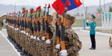 Цэргүүд тангаргаа өргөж, эх орныхоо дархан хилийг манах эрхэм үүргээ хүлээн авлаа