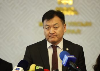 Б.Найдалаа: Эрчим хүчний салбар санхүүгийн хувьд одоогоор цалин нэмэх тухай биш цалингаа тавих тухай ярьж байна