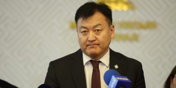 Б.Найдалаа: Эрчим хүчний салбар санхүүгийн хувьд одоогоор цалин нэмэх тухай биш цалингаа тавих тухай ярьж байна