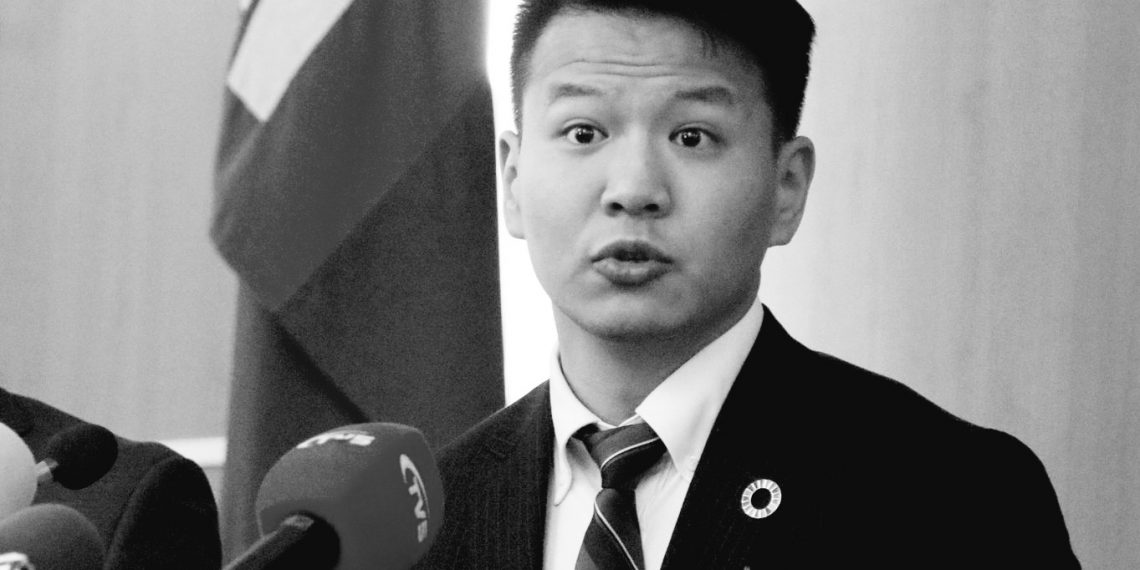 Улаанбаатар метро төслийн захирал Т.Мөнхдалайг “мөнгө угаах” гэмт хэрэгт яллагдагчаар татан, цагдан хорьжээ