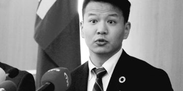Улаанбаатар метро төслийн захирал Т.Мөнхдалайг “мөнгө угаах” гэмт хэрэгт яллагдагчаар татан, цагдан хорьжээ