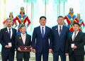 Шинэ онцгой туурвил, шилдэг гарамгай бүтээлүүдэд Төрийн шагнал хүртээлээ