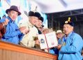 Үндэсний их баяр наадмын хүчит бөхийн барилдаанд Баярсайханы Орхонбаяр түрүүлж, Улсын даян аварга цол хүртлээ