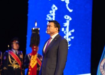 С.Амарсайхан: Цагдаа, дотоодын цэргийн алба хаагчдын цалинг үе шаттайгаар 50 хувь, онцгой нөхцөлийн нэмэгдлийг 40 хувь болгон нэмэгдүүлэхэд анхаарч ажиллана