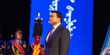 С.Амарсайхан: Цагдаа, дотоодын цэргийн алба хаагчдын цалинг үе шаттайгаар 50 хувь, онцгой нөхцөлийн нэмэгдлийг 40 хувь болгон нэмэгдүүлэхэд анхаарч ажиллана