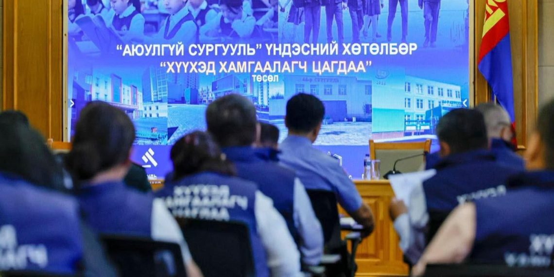 Тэтгэвэрт гарсан цагдаа нар “Хүүхэд хамгаалагч”-аар ажиллана