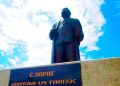 С.Зориг агсны хөшөөг нүүлгэх зөвшөөрөл өгсөн Сүхбаатар дүүргийн засаг даргын үндсэн цалинг хасах шийтгэл ногдуулжээ