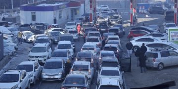 Наймдугаар сарын 4-нөөс эхлэн машинуудыг тэгш, сондгойгоор хязгаарлан нэг удаад 50,000 төгрөгт шатахуун борлуулна