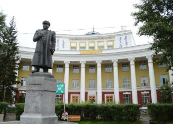 МУИС, ШУТИС, АШУҮИС-д шинээр элсэгчийн нэг жилийн сургалтын төлбөр 6.1-6.8 сая төгрөг байна