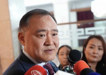 Л.Гантөмөр: Маш олон асуудлыг Засгийн газар хөндөж байгаа ч асуудлуудаа шийдэх эр зориг алга байна
