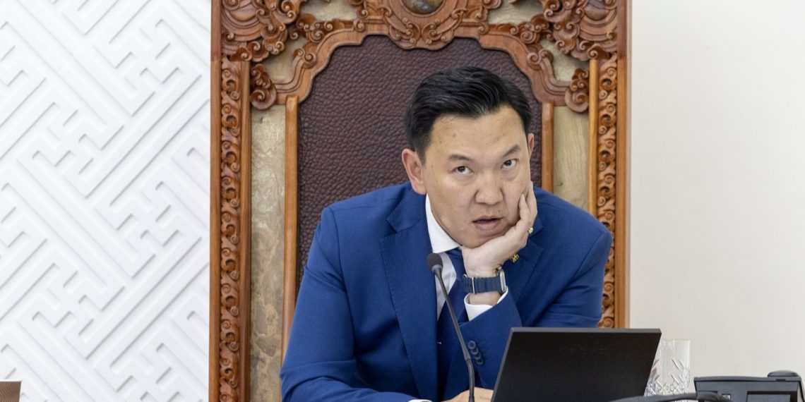 Н.Учрал: Оюутолгойн ногдол ашгаар эрчим хүчний асуудлаа шийдье гэхээр АН-ын зарим гишүүн таг зүүний үзэл баримтлалтай давхиад байна