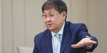 Ч.Хүрэлбаатар: Засгийн газрын бодлого буруу байна